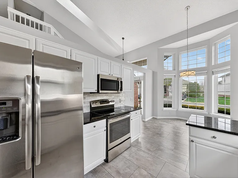 3141 Bridlewood Dr — Photo 12