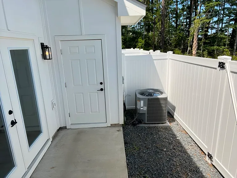 780 Maxine Ct #8C — Photo 8