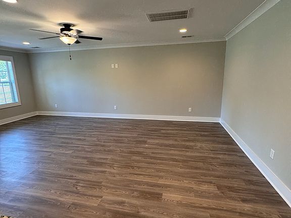 3rd image of 5618 Maples Retreat Dr