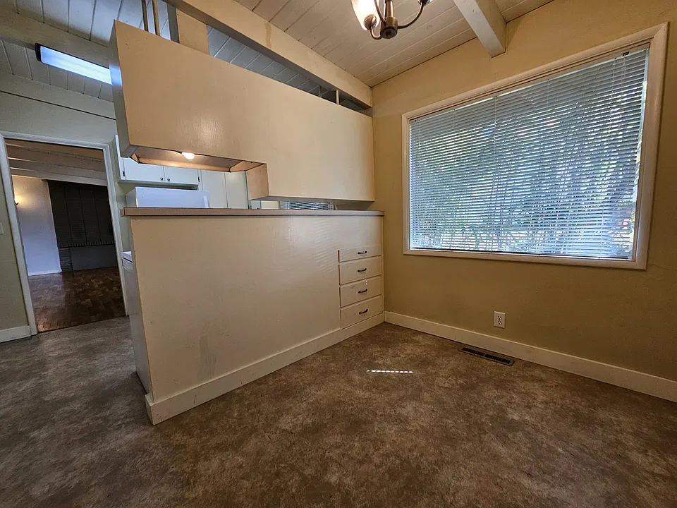 Dining nook