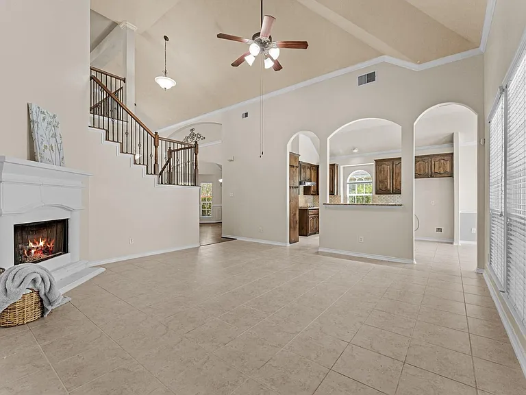 20698 Oakhurst Meadows Dr — Photo 6
