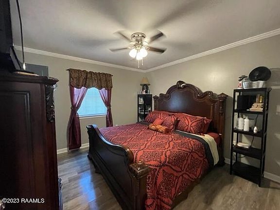 2nd image of 258 Carl Dr