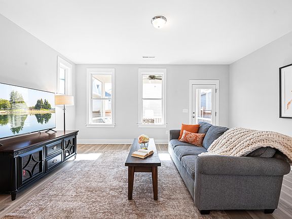 5th image of 1507 Millrock Trl