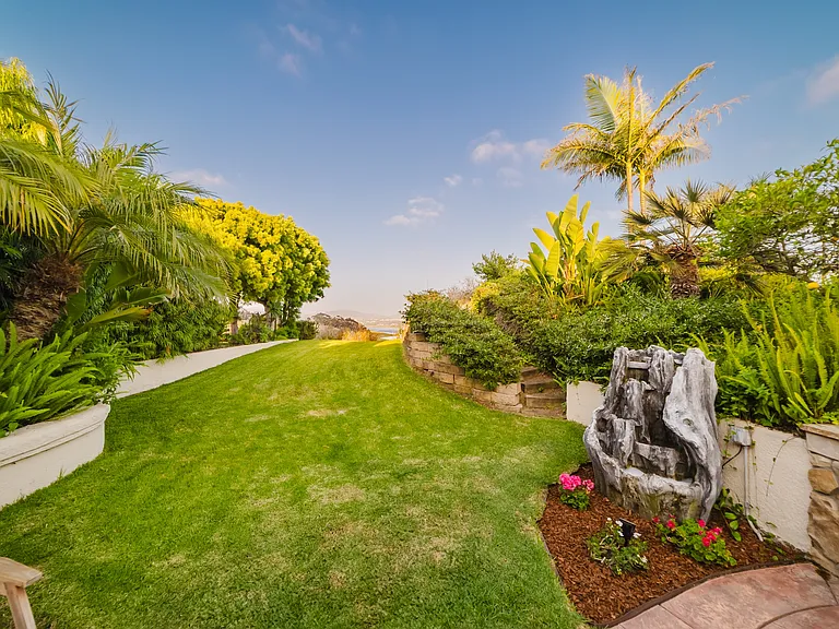 7528 Navigator Cir — Photo 54
