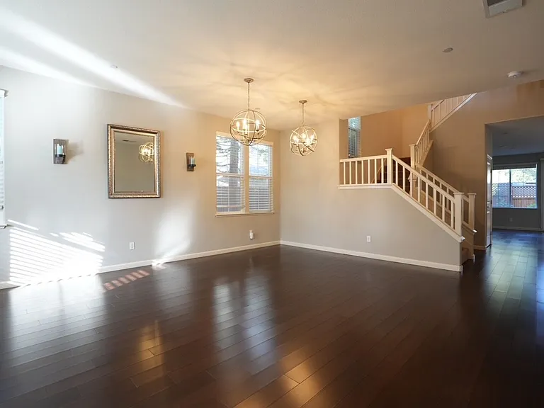 940 Chelebrooke Ct — Photo 4