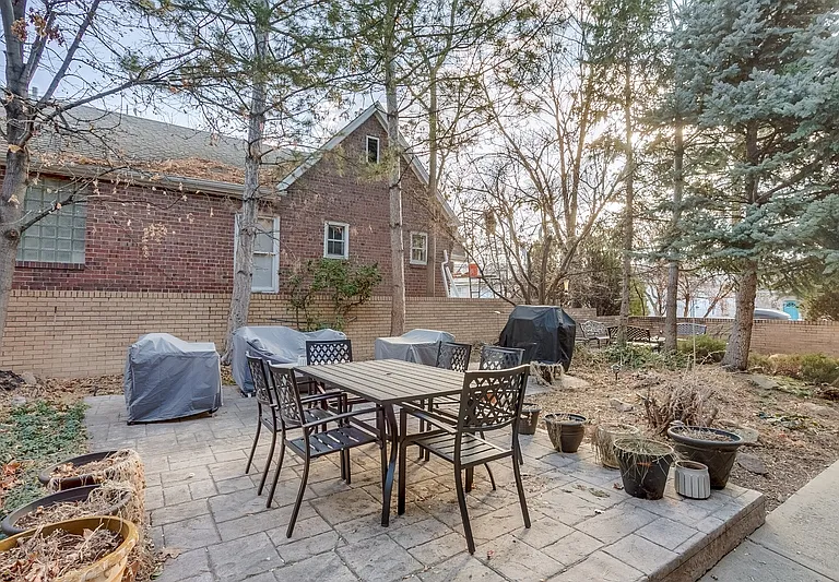 50 N Clarkson St #302 — Photo 19