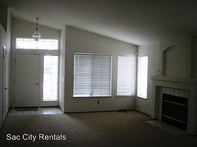 3rd image of 6428 Shasta Creek Way