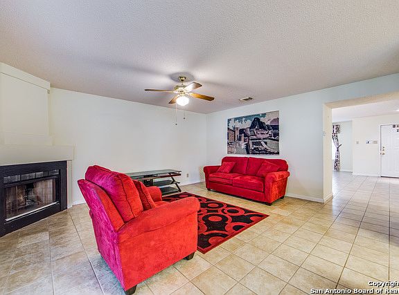 5th image of 21515 Longwood