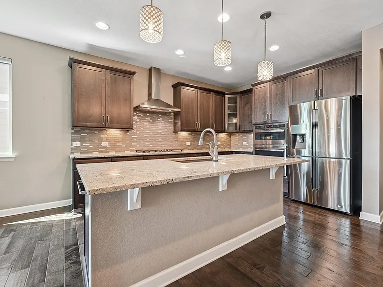 917 Old Wagon Trail Cir — Photo 2