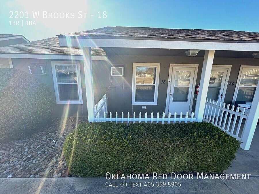 1st image of 2201 W Brooks St APT 18