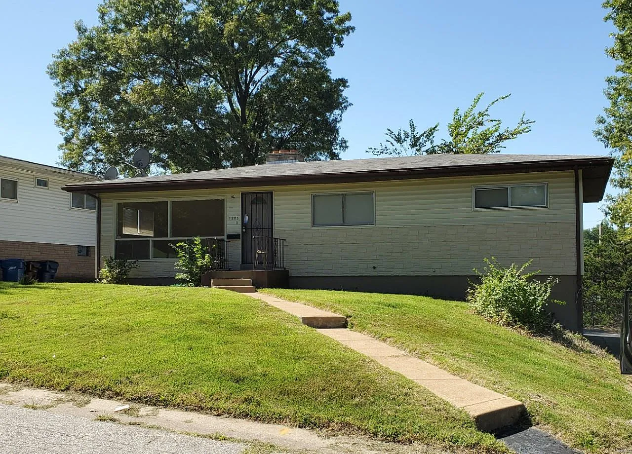 1205 Haley Ave photo 1