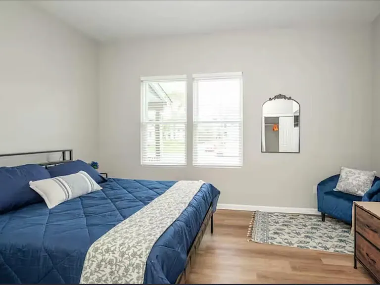 887 Lexington Ave #1 — Photo 8