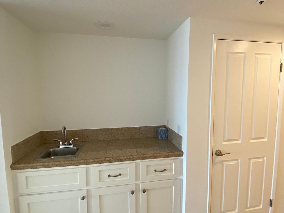 wet bar