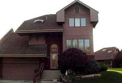 1st image of 605 Windy Hill St