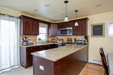 Sold by Tayeb Group Inc