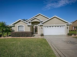 133 Twin Lakes Cir, Umatilla, FL 32784