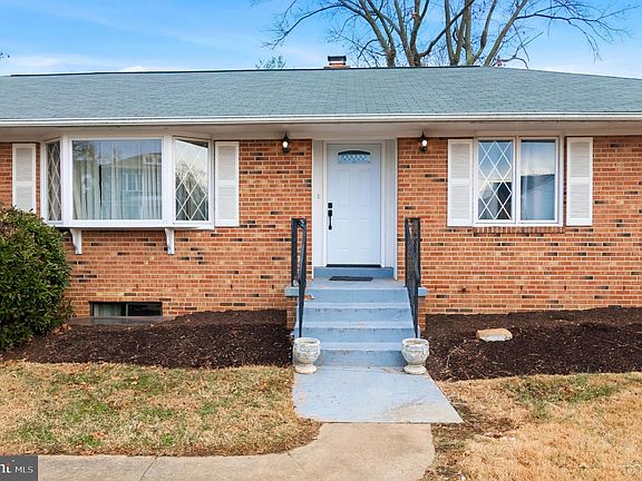 5th image of 3723 Munson Rd