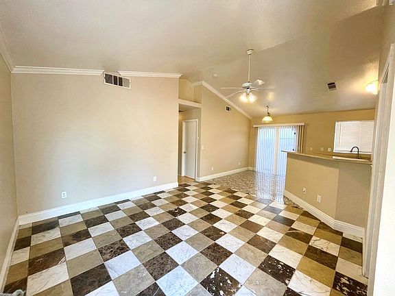 2nd image of 3671 Steinbeck Dr