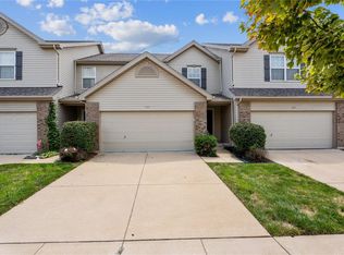 226 Shady Rock Ln, O'Fallon, MO 63368