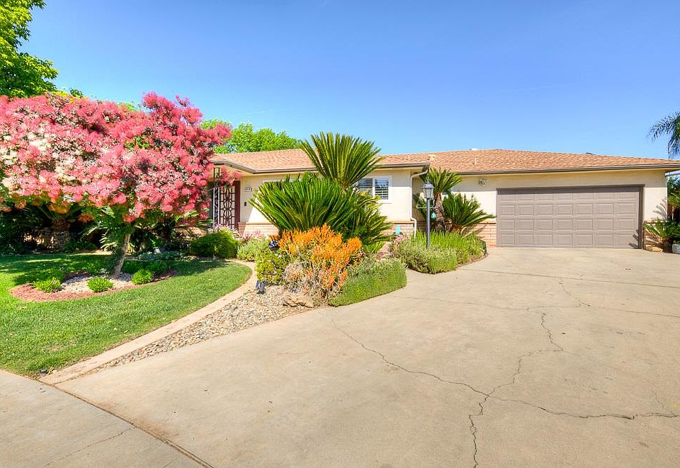 1st image of 719 E Alluvial Ave