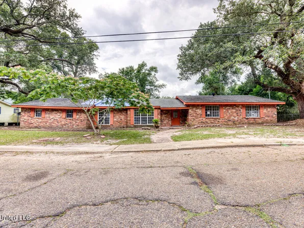 185 Jefferson Davis Ave, Biloxi, MS 39530