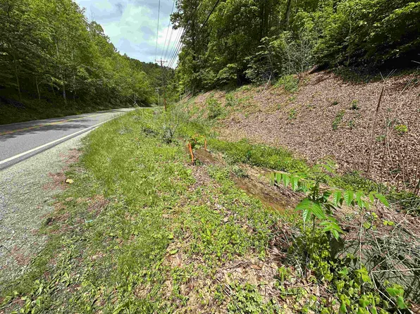 Pilot Rd, Christiansburg, VA 24073