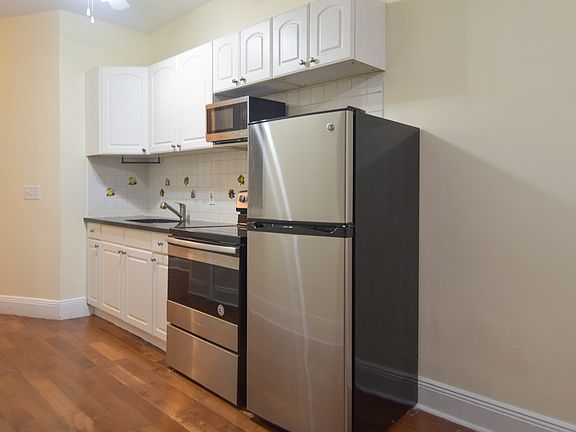 5th image of 2194 Frederick Douglass Blvd APT 3S