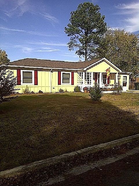 2nd image of 22155 Ewell St