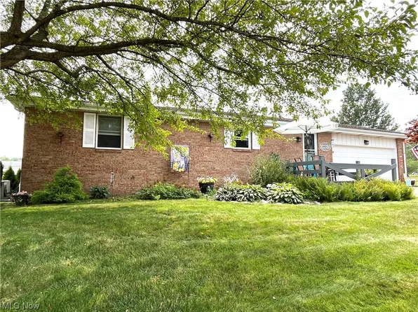 700 Springfield Rd APT F, Columbiana, OH 44408