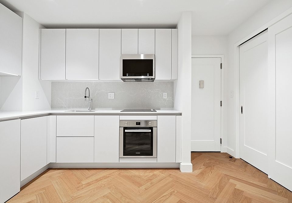 1st image of 336 W 95th St APT 5