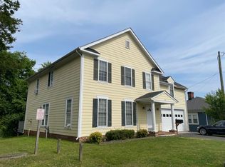 108 Montpelier St #A, Charlottesville, VA 22902