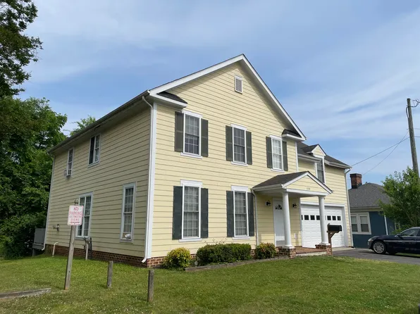 108 Montpelier St #A, Charlottesville, VA 22902