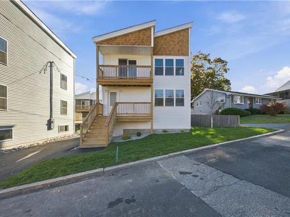 61 Smart St, Providence, RI 02904