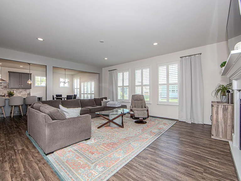 11913 James Overlook Ct — Photo 15