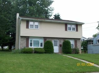748 Barbara Ann Dr, Lebanon, PA 17046