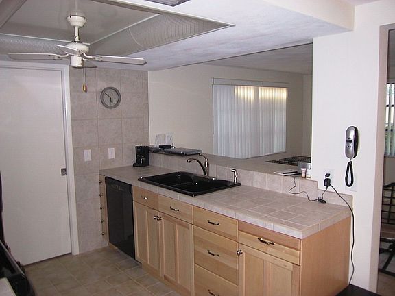 Kitchen (New Installation 07')