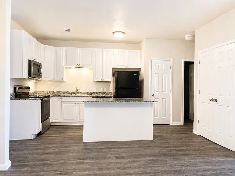 16600 Las Ramblas Ln #K — Photo 5