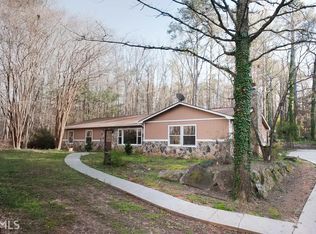1937 Pueblo Dr, Jonesboro, GA