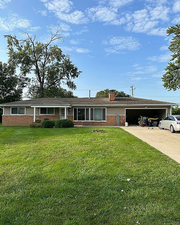 1st image of 21605 S Tuller Ct
