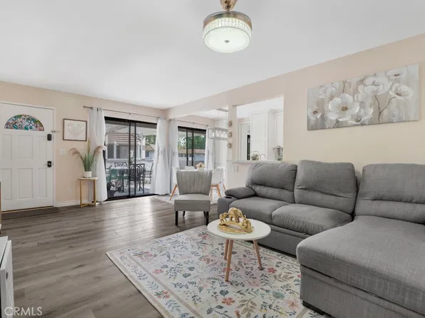 1108 Landsburn Cir, Thousand Oaks, CA 91361