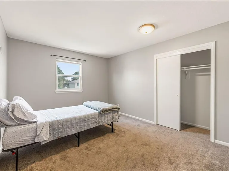 1225 E Cothrell St — Photo 11