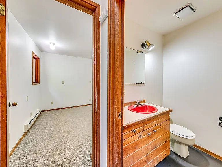 7019 NE Twin Ponds Rd — Photo 31