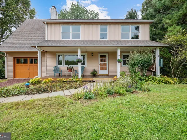 3160 Ash Mill Rd, Doylestown, PA 18902