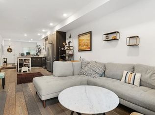 2978 Ripple Pl #104, Los Angeles, CA 90039