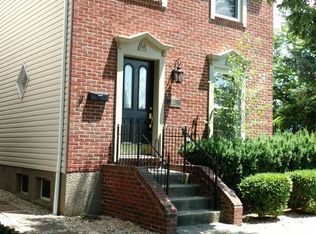 922 Weninger Cir, Cincinnati, OH 45203