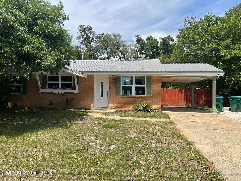 1st image of 2607 Demaret Dr