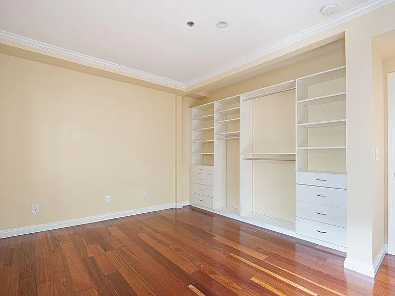 1230 E Ocean Blvd #601 — Photo 38