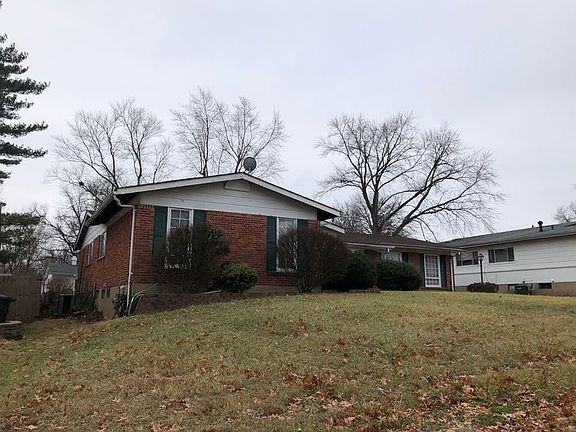 3rd image of 3860 Thistledown Dr