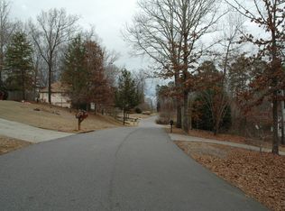 4030 F A A Rd, Cumming, GA 30041