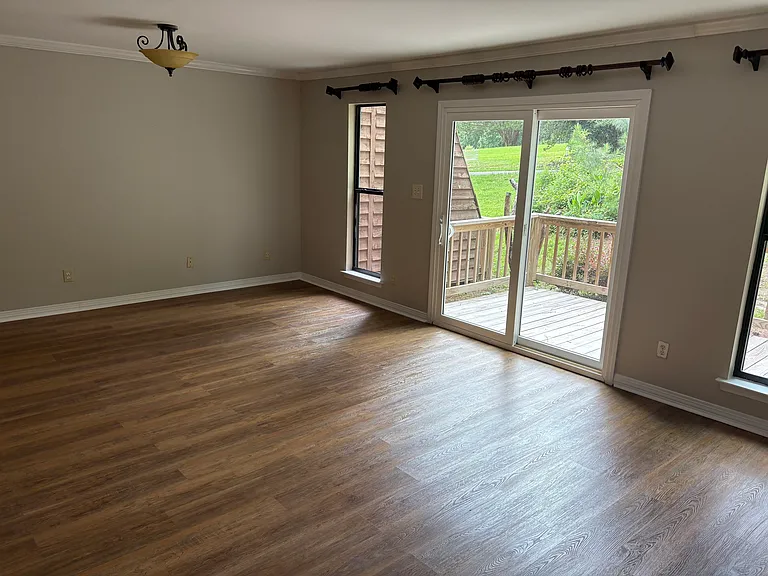 23 Lakeshore Dr #23 — Photo 15